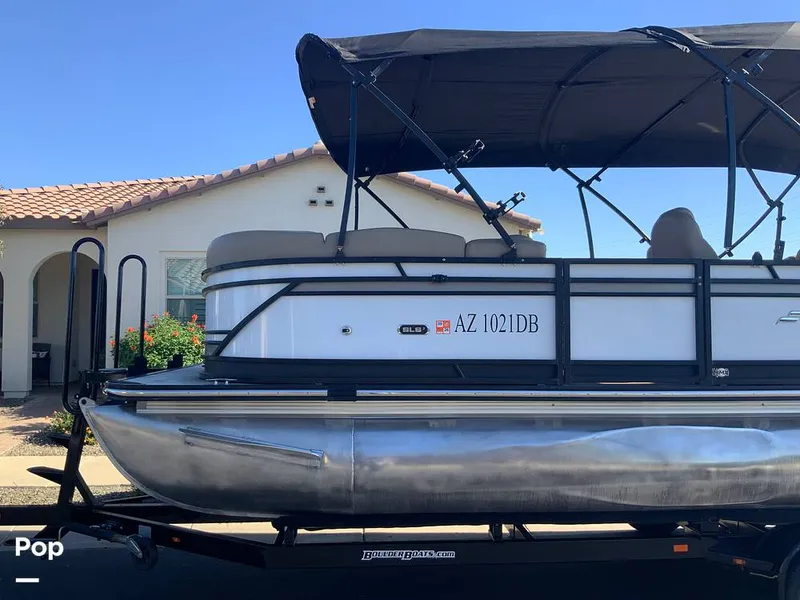 Slide: The Image of Starcraft SLS-3 TRI 2019 - 16123759