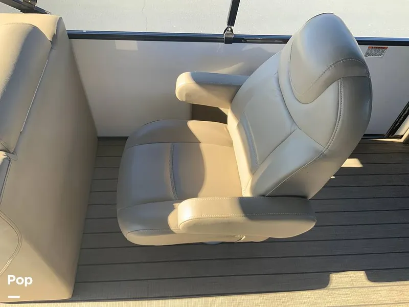 Slide: The Image of Starcraft SLS-3 TRI 2019 - 16124405