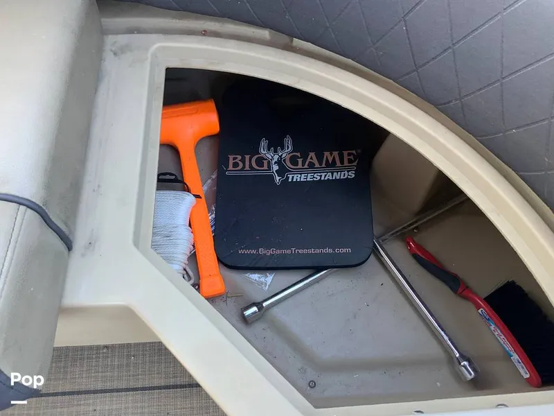 Slide: The Image of Starcraft SLS-3 TRI 2019 - 16124714