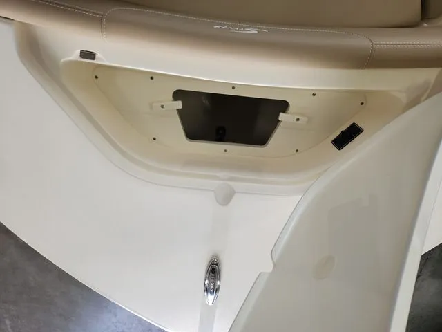 Slide: The Image of Scout 215 XSF 2024 - 7