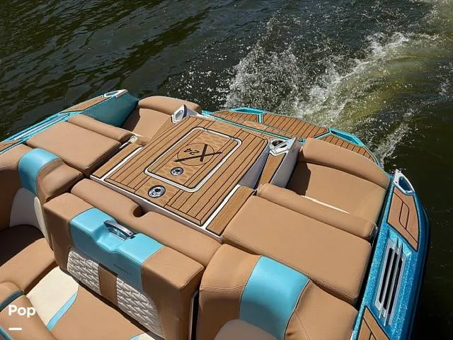 Slide: The Image of Mastercraft X24 2022 - 16215812