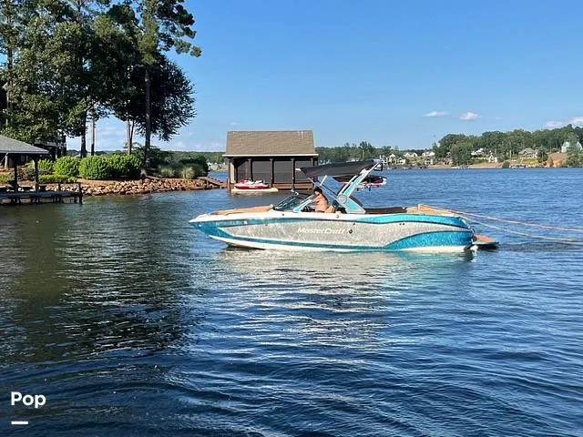 Slide: The Image of Mastercraft X24 2022 - 16215849