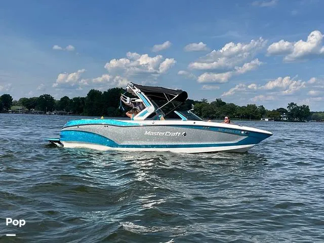 Slide: The Image of Mastercraft X24 2022 - 16215850