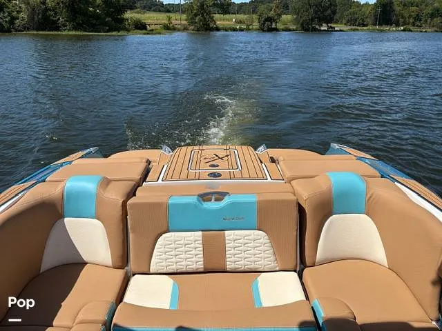 Slide: The Image of Mastercraft X24 2022 - 16215855