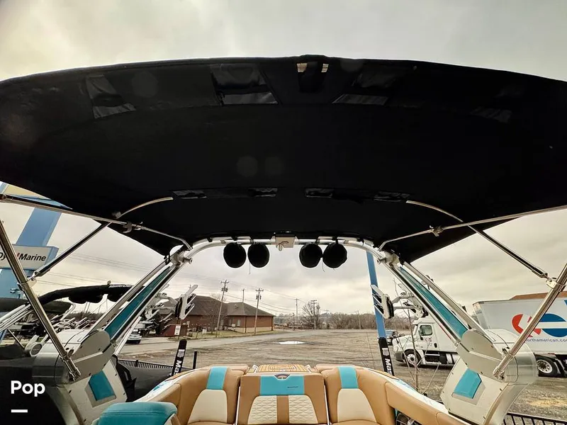 Slide: The Image of Mastercraft X24 2022 - 16236931