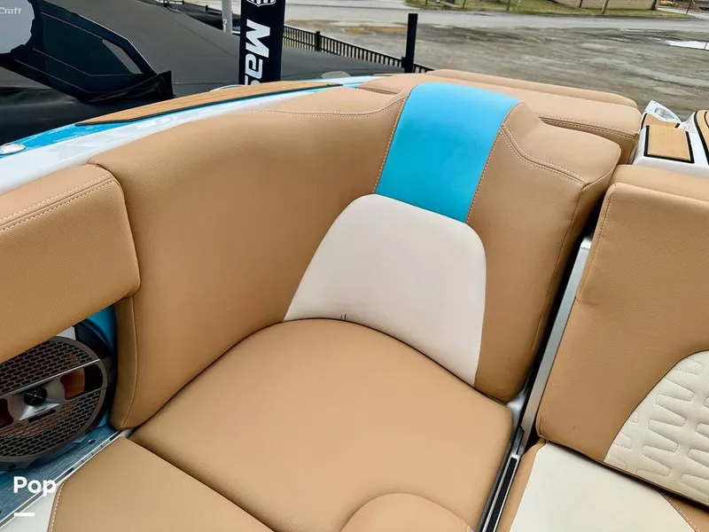 Slide: The Image of Mastercraft X24 2022 - 16236936