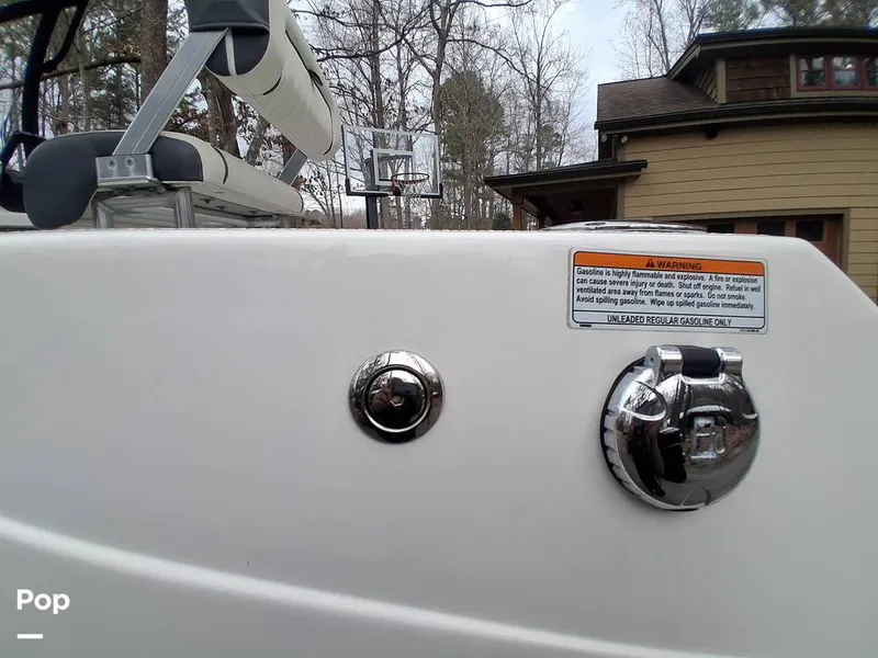 Slide: The Image of Yamaha FSH 210 Sport 2021 - 16190525