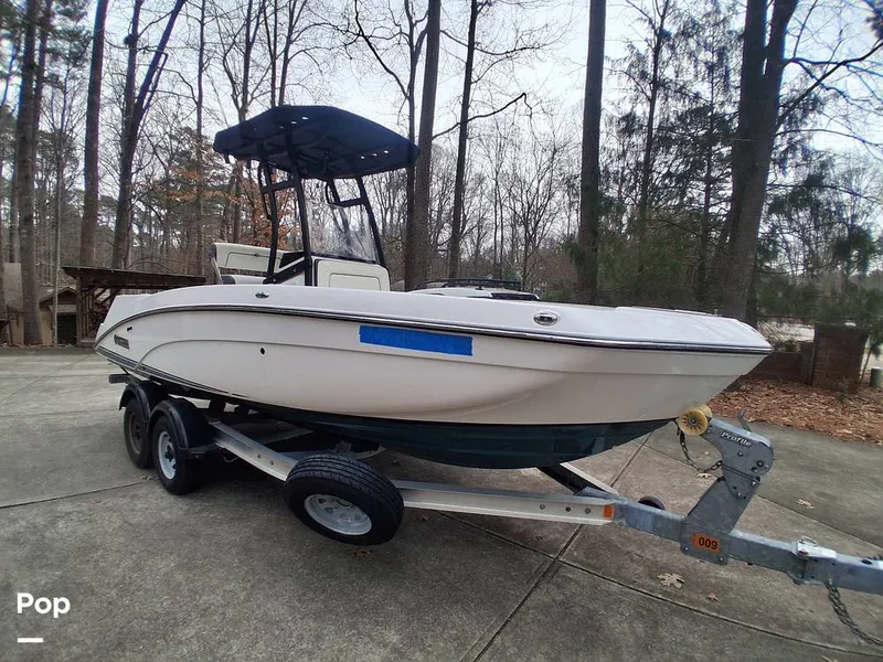 Slide: The Image of Yamaha FSH 210 Sport 2021 - 16190472