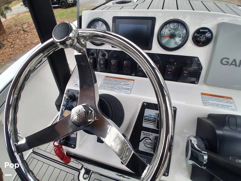 Slide: The Image of Yamaha FSH 210 Sport 2021 - 16190558