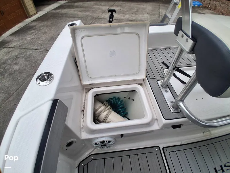 Slide: The Image of Yamaha FSH 210 Sport 2021 - 16190563