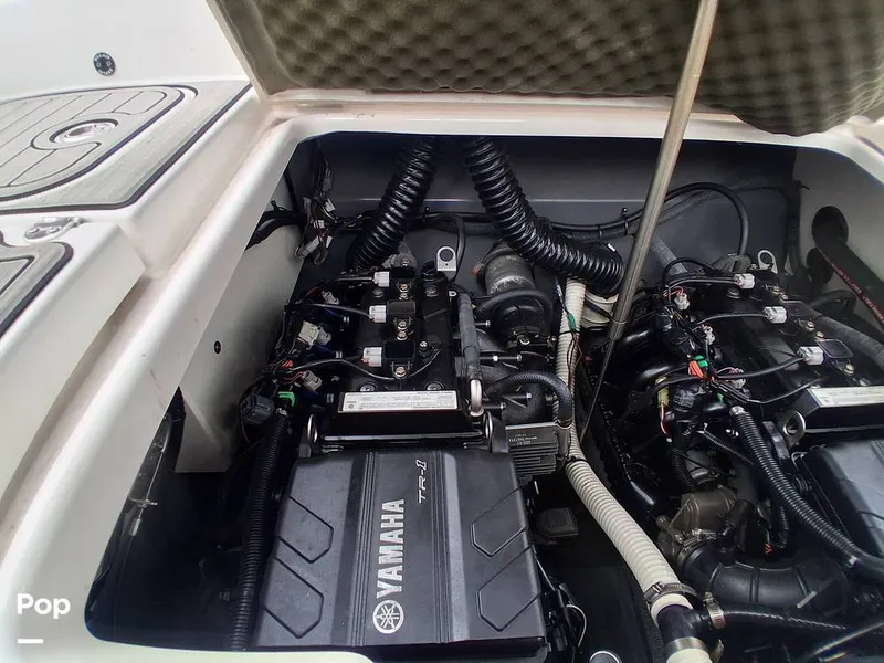 Slide: The Image of Yamaha FSH 210 Sport 2021 - 16190566