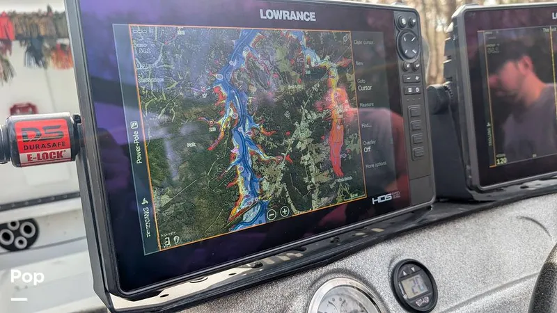 Slide: The Image of Phoenix Bass Boat 21 PHX 2023 - 16133528