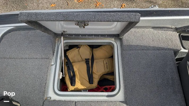 Slide: The Image of Phoenix Bass Boat 21 PHX 2023 - 16127137