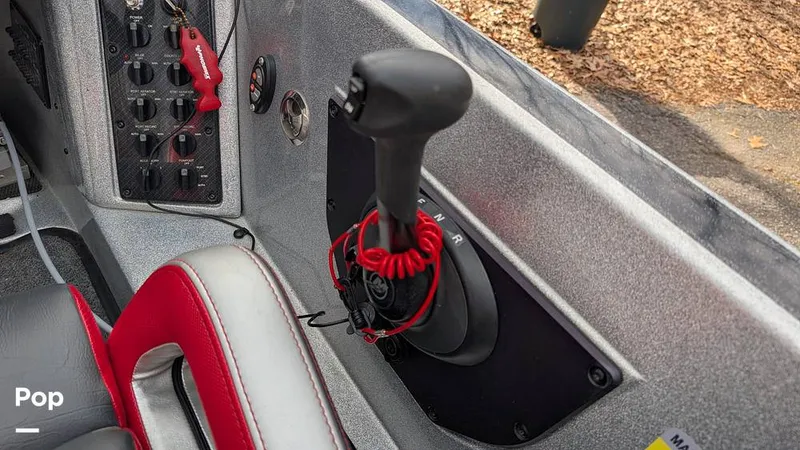 Slide: The Image of Phoenix Bass Boat 21 PHX 2023 - 16127182