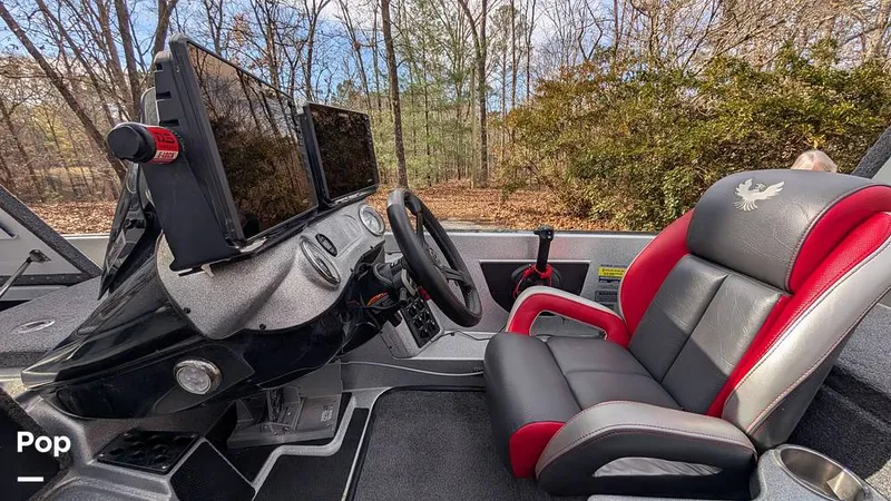 Slide: The Image of Phoenix Bass Boat 21 PHX 2023 - 16127178