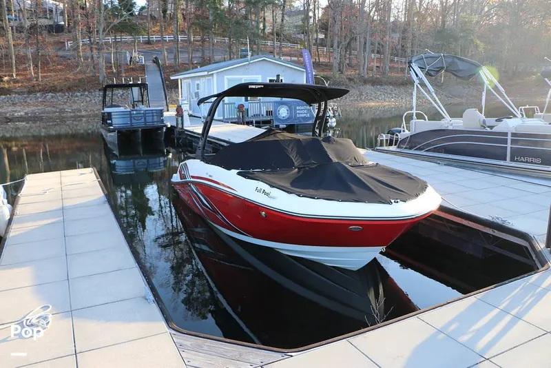 Slide: The Image of Bayliner VR5 I/O 2023 - 16130476