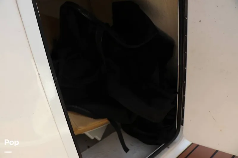 Slide: The Image of Bayliner VR5 I/O 2023 - 16130466