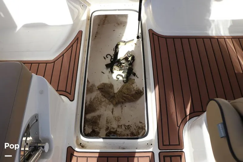 Slide: The Image of Bayliner VR5 I/O 2023 - 16130473