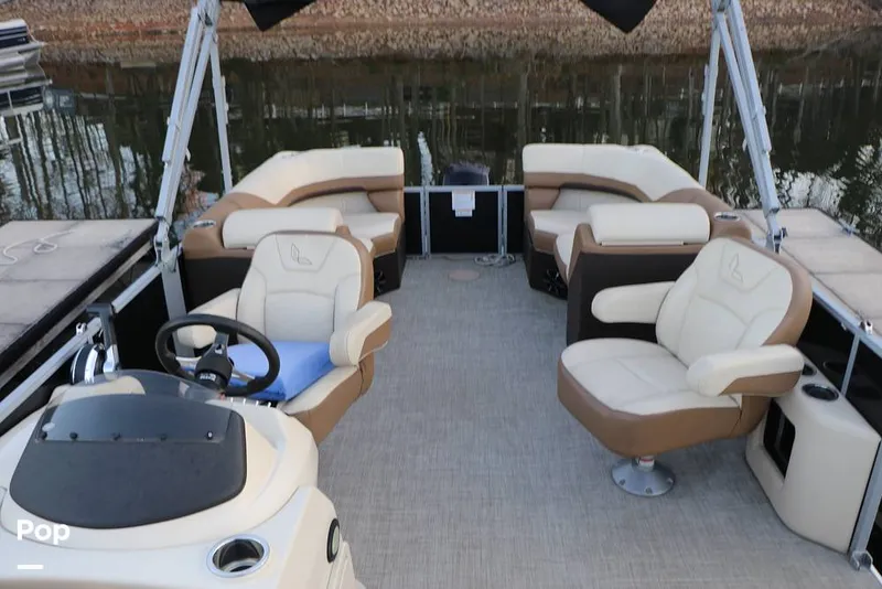 Slide: The Image of Lowe SS230 W 2024 - 16109586