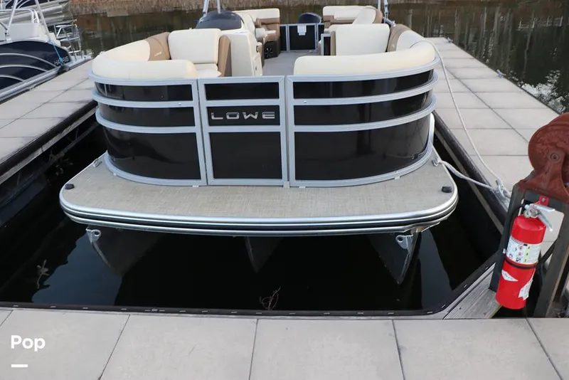 Slide: The Image of Lowe SS230 W 2024 - 16109614