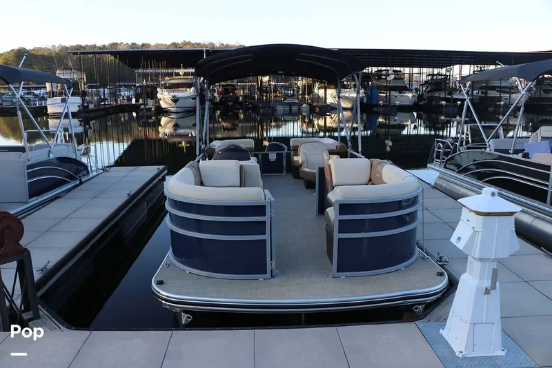 The Image of Lowe SS230 W 2024 - 16109309