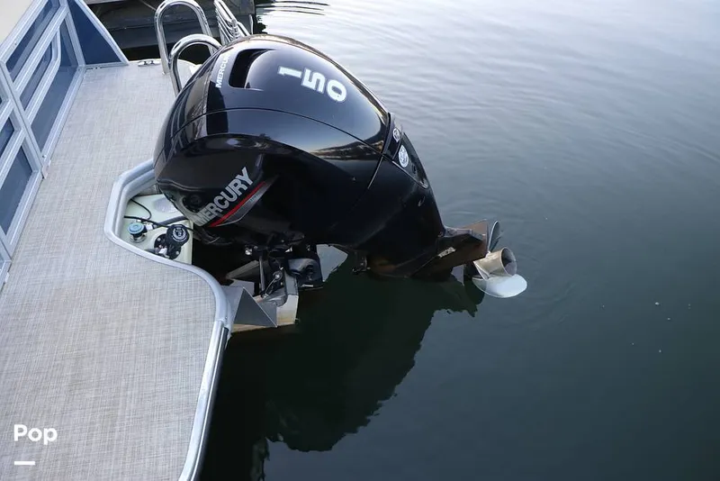 Slide: The Image of Lowe SS230 W 2024 - 16109552