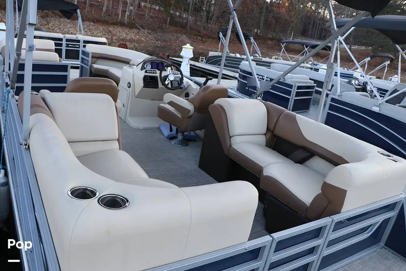 Slide: The Image of Lowe SS230 W 2024 - 16109553