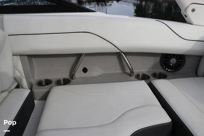 Slide: The Image of Regal LS2 2023 - 16109495