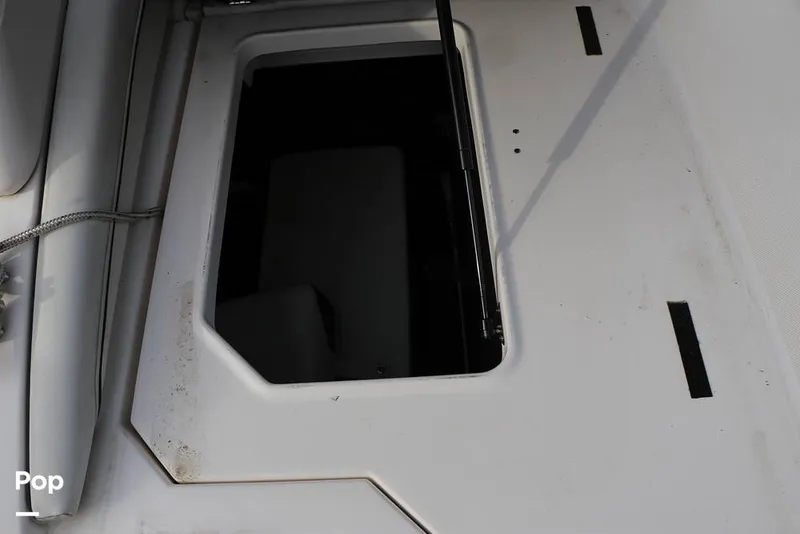 Slide: The Image of Regal LS2 2023 - 16109500