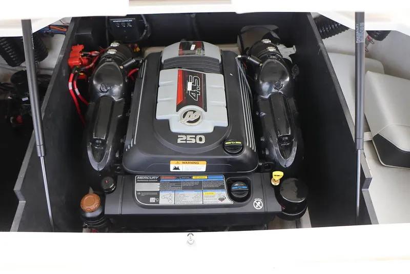 Slide: The Image of Regal LS2 2023 - 16109477