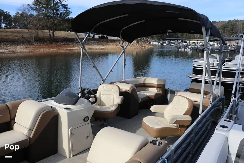 The Image of Lowe SS 230 W 2024 - 16130675