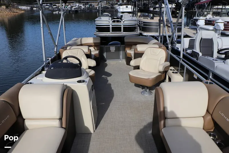 Slide: The Image of Lowe SS 230 W 2024 - 16130677