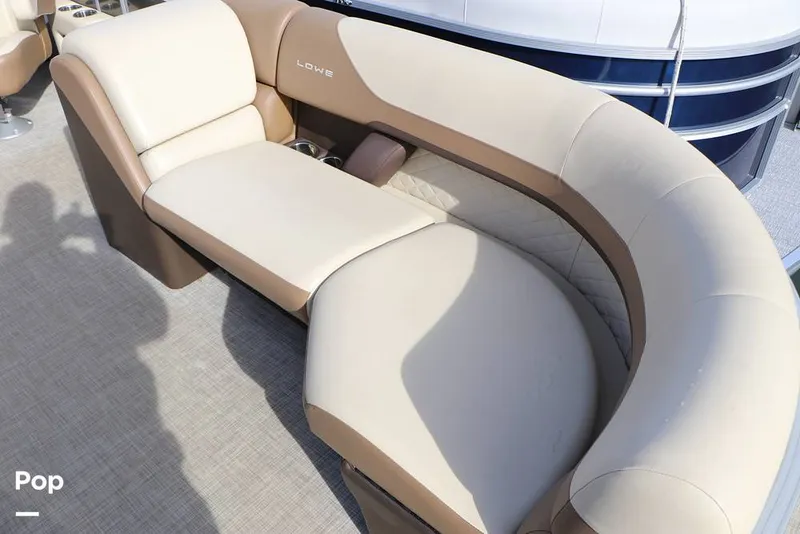 Slide: The Image of Lowe SS 230 W 2024 - 16130678