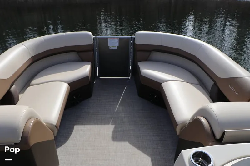 Slide: The Image of Lowe SS 230 W 2024 - 16130680