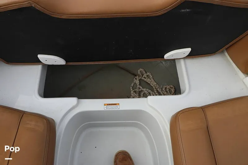 Slide: The Image of Crownline Boats E 215XS 2023 - 16109403