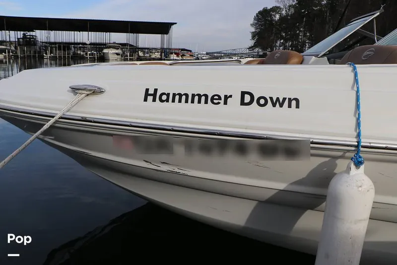 Slide: The Image of Crownline Boats E 215XS 2023 - 16109365