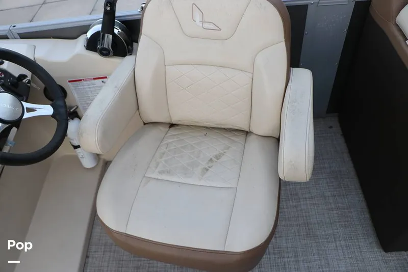 Slide: The Image of Lowe SS 230W 2024 - 16109351