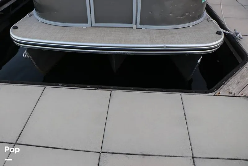 Slide: The Image of Lowe SS 230W 2024 - 16109361