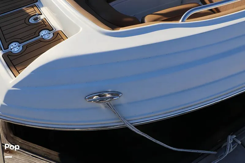 Slide: The Image of Crownline Boats E235 XS 2023 - 16109255