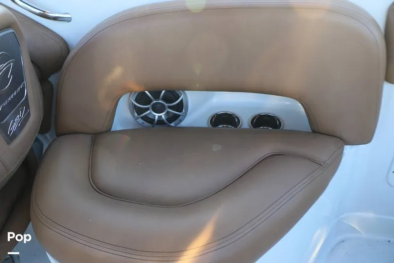 Slide: The Image of Crownline Boats E 235 XS 2023 - 16109221