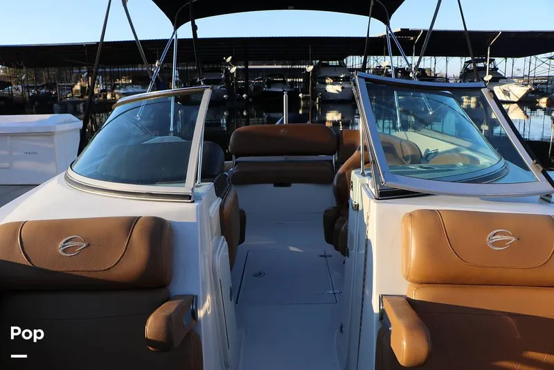 Slide: The Image of Crownline Boats E 235 XS 2023 - 16109241