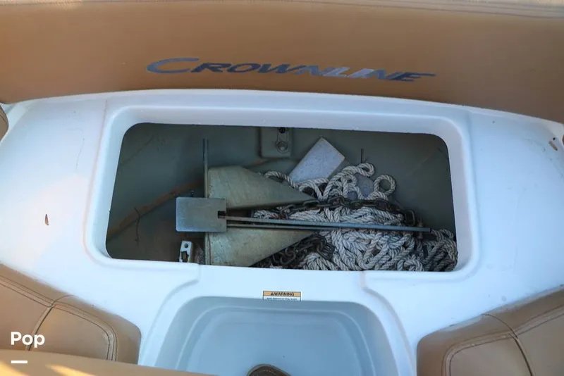 Slide: The Image of Crownline Boats E 235 XS 2023 - 16109242