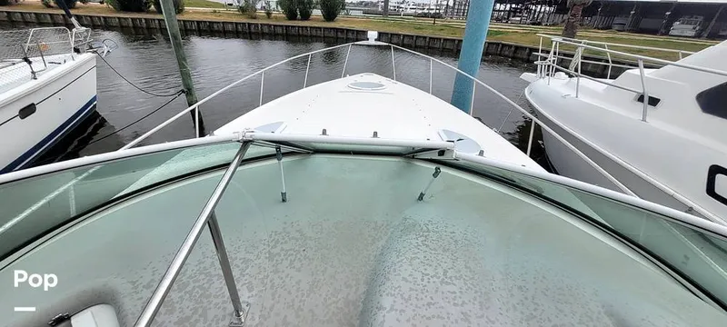 Slide: The Image of Cruisers 320 Express 2004 - 16226836