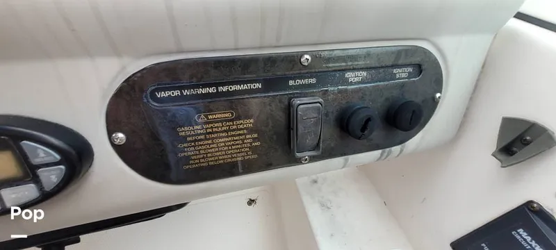 Slide: The Image of Cruisers 320 Express 2004 - 16226844