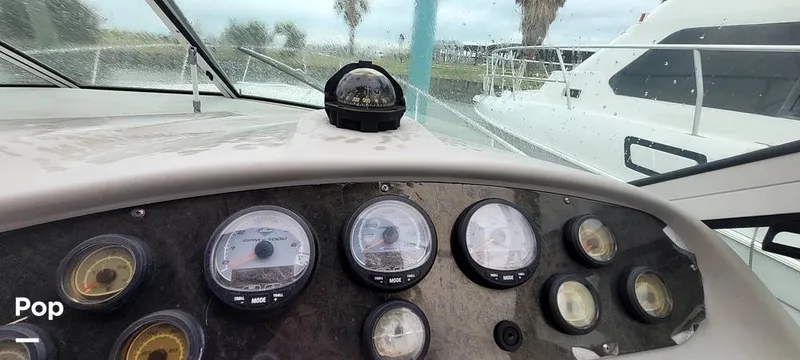 Slide: The Image of Cruisers 320 Express 2004 - 16226845