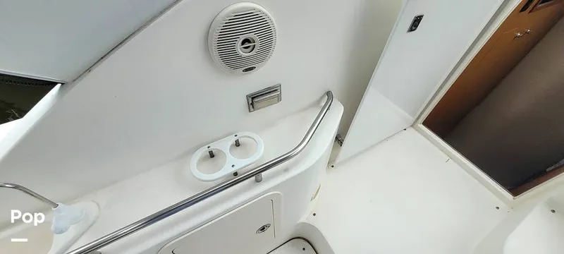 Slide: The Image of Cruisers 320 Express 2004 - 16226849