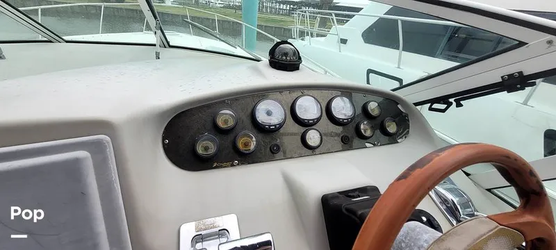 Slide: The Image of Cruisers 320 Express 2004 - 16226861