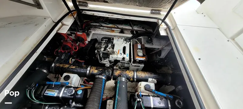 Slide: The Image of Cruisers 320 Express 2004 - 16226869