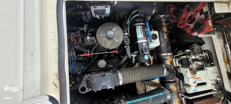 Slide: The Image of Cruisers 320 Express 2004 - 16226874