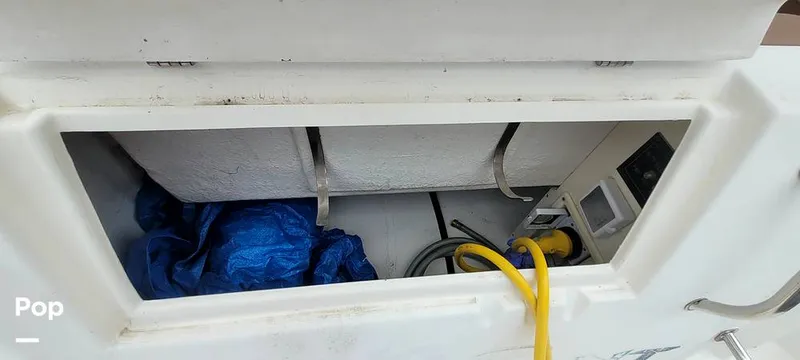 Slide: The Image of Cruisers Yachts 320 Express 2004 - 16226856